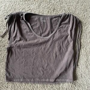 American Eagle Outfitters Gray Sleeveless Crop Tank